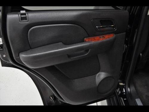 Chevy Tahoe LTZ 2009 Leather Chrome wheels Sunroof DVD Navigation Low Reserve, image 34