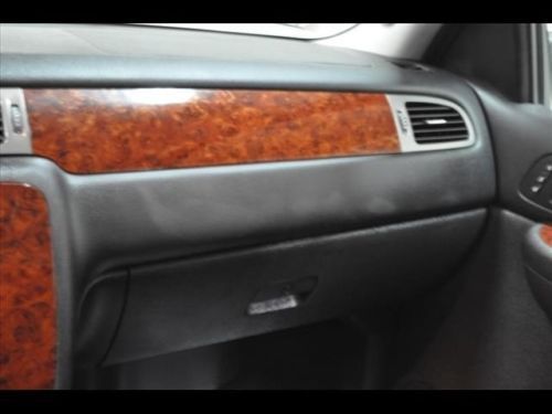 Chevy Tahoe LTZ 2009 Leather Chrome wheels Sunroof DVD Navigation Low Reserve, image 43