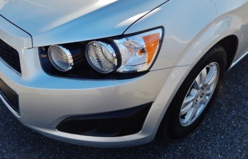 SILVER GRAY ONE OWNER FINANCE WHEELS POWER AUTO NAVI TELEMATICS CRUISE USB IPOD, image 10