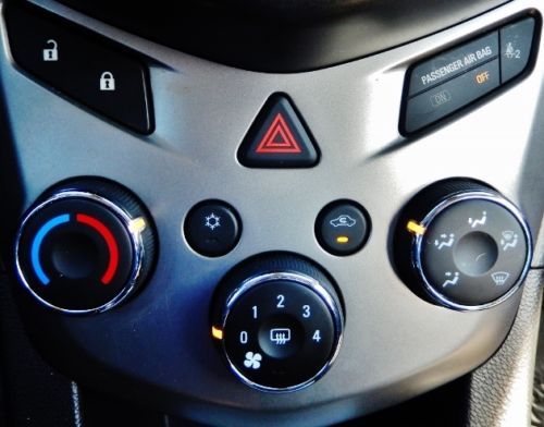 SILVER GRAY ONE OWNER FINANCE WHEELS POWER AUTO NAVI TELEMATICS CRUISE USB IPOD, image 39