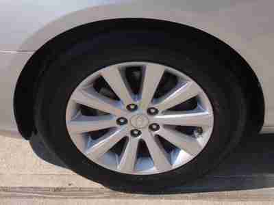 Limited Certified 3.3L CD 6 Speakers AM/FM radio MP3 decoder Air Conditioning, image 3