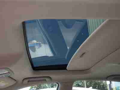 Limited Certified 3.3L CD 6 Speakers AM/FM radio MP3 decoder Air Conditioning, image 8