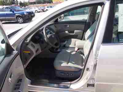 Limited Certified 3.3L CD 6 Speakers AM/FM radio MP3 decoder Air Conditioning, image 9