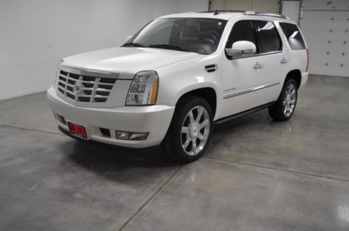 2011 white awd heated/cooled leather sunroof dvd nav rearcam onstar!!!!!