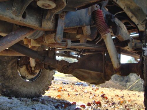 1990 Chevy Suburban 4x4, 350ci V-8, 38x15.50x16 Super Swampers, Lifted, Off Road, image 14