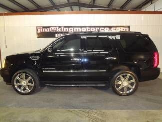 Nonsmoker, awd, navigation, rear cam, moonroof, dual tv's, 22" wheels!