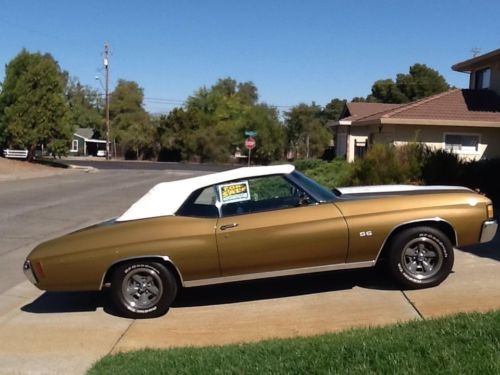 1972 chevrolet chevelle malibu ss convertible, gold w/ white racing stripes