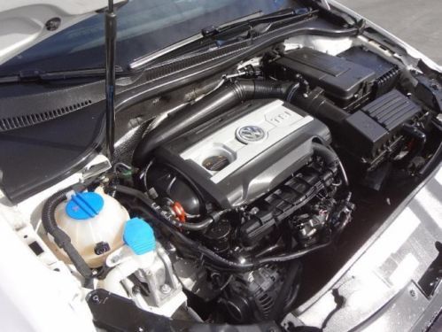 2012 Volkswagen GTI 2.0T Coupe PZEV Damaged Salvage RUNS! Economical Wont Last!!, US $8,950.00, image 7
