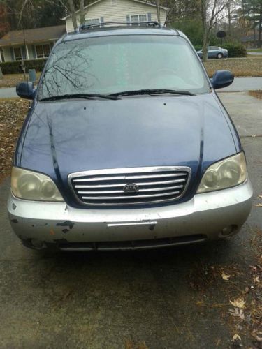 2002 kia sadona (no reserve)