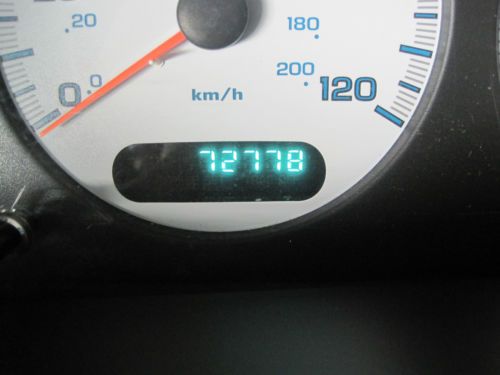 2003 Chrysler Town&Country Braun / IMS wheelchair accessible van with kneeling, image 11