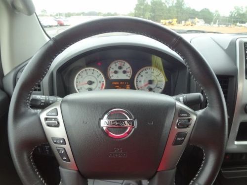 S 5.6L CD 4X4 Power Steering 4-Wheel Disc Brakes Steel Wheels Privacy Glass A/C, image 7