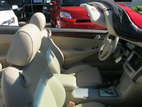SLE Convertible 3.3L CD Leather/Power Seat Package 7 Speakers AM/FM radio, US $14,900.00, image 22