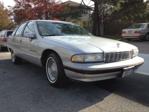 1991 chevy caprice classic collector non-smoker runs drives like new look rare