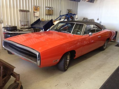 1970 dodge charger 500 hardtop 2-door 440