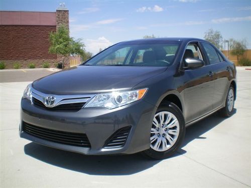 2012 toyota camry le sedan 4-door 2.5l
