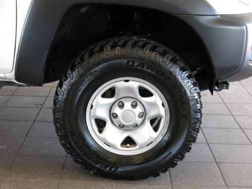 2012 Toyota Tacoma Double Cab 4x4 LIKE NEW!!, image 8