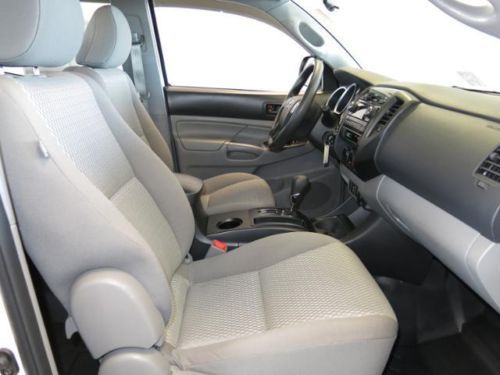 2012 Toyota Tacoma Double Cab 4x4 LIKE NEW!!, image 10