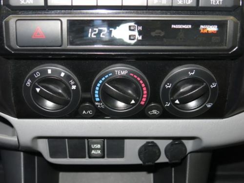 2012 Toyota Tacoma Double Cab 4x4 LIKE NEW!!, image 20