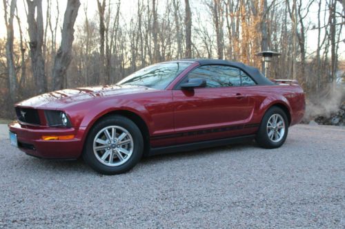 2005 mustang convertible