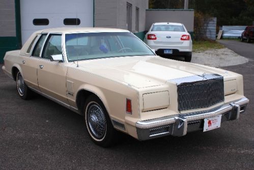 1979 chrysler new yorker base hardtop 4-door 5.9l