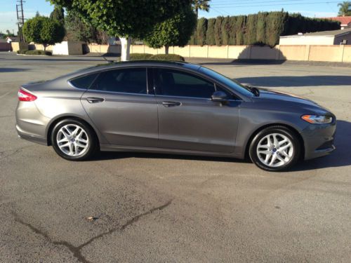 2013 ford fusion se sedan 4-door 1.6l