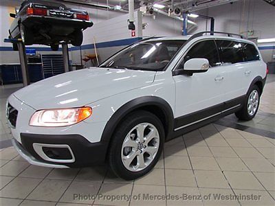 2010 volvo xc60 t6 awd / blind spot / 32k miles / cleanest in the country