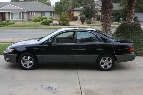 1997 lexus es300 base sedan 4-door 3.0l