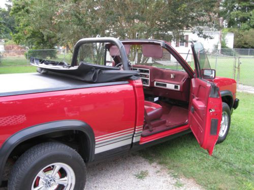 1989 Dodge Dakota Sports Convertible Pickup Truck, image 4