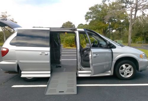2007 dodge grand caravan sxt handicap wheelchair entervan