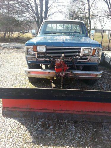 1976 chevy cheyenne 3/4 ton 4x4 350 automatic with snowplow