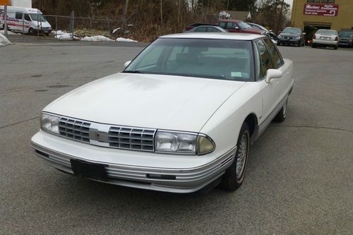 1992 oldsmobile 98 regency elite sedan 4-door 3.8l