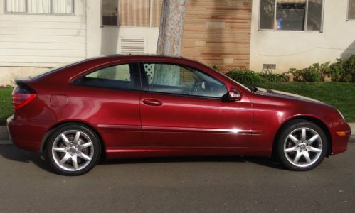 Mercedes benz 2002 c230 kompressor dark red black interior two door hatchback