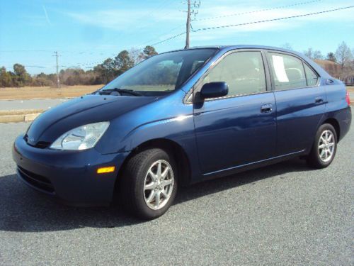 One owner clean autocheck 2002 toyota prius base sedan w/ nav 4-door 1.5l