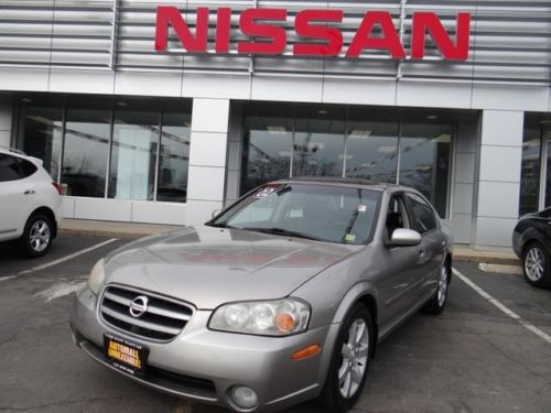 2002 nissan gle