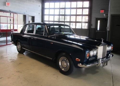 1972 rolls royce silver shadow, good running condition, nice solid car