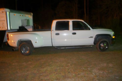 White 2001 chevy crew cab duramax diesel