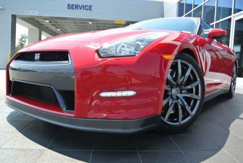 Premium gt-r under 1800 miles.