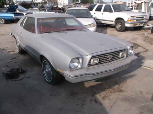 1977 ford mustang ii base hardtop 2-door 5.0l