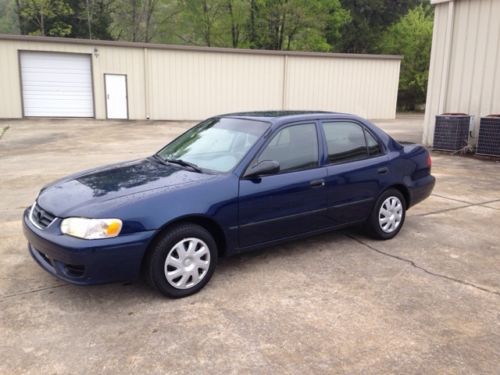 2001 toyota corolla ce 5-speed, 38 miles per gallon!!!!