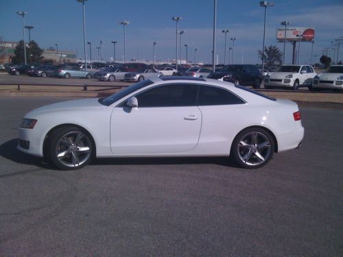 2009 audi a5 quattro base coupe 2-door 3.2l