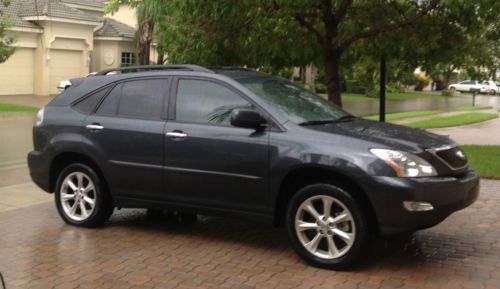Lexus rx350 year 2008 in excellent condition mettalic grey single owner