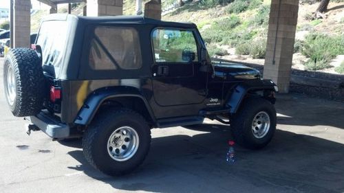 2004 jeep wrangler x sport utility 2-door 4.0l