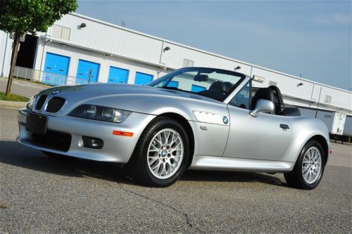 Bmw z3  roadster / sport pkg / m app pkg / like new / amazing cond / hd video