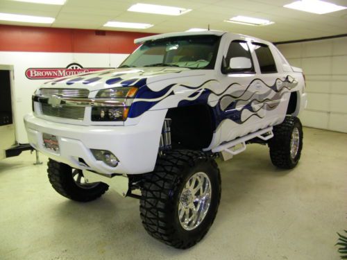 2002 chevy avalanche custom lifted truck sema show truck only 17k miles