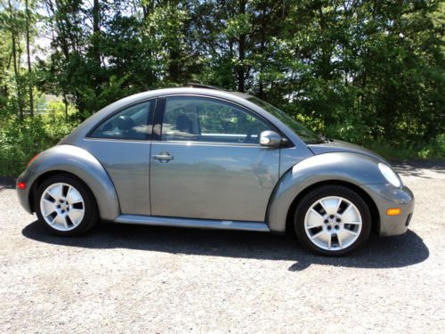 2004 vw turbo beetle coupe*6 spd*leather*sunroof*6cd*htd seats*63k miles*$9995