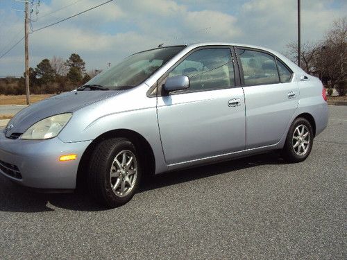 One owner nice 2002 toyota prius base sedan 4-door 1.5l runs 100% no reserve