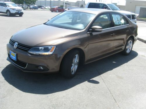 2012 volkswagen jetta tdi premium sedan 4-door 2.0l