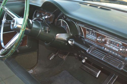 1966 Chrysler New Yorker Base 7.2L, image 2