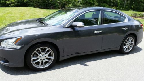 2010 nissan maxima sv sedan 4-door 3.5l