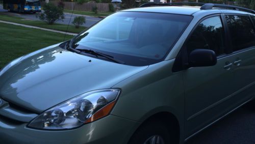 2006 toyota sienna le 5-door 3.3l